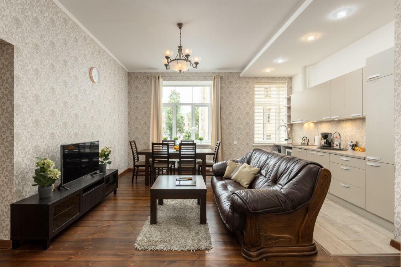 Dagda Central Apartment Riga Esterno foto